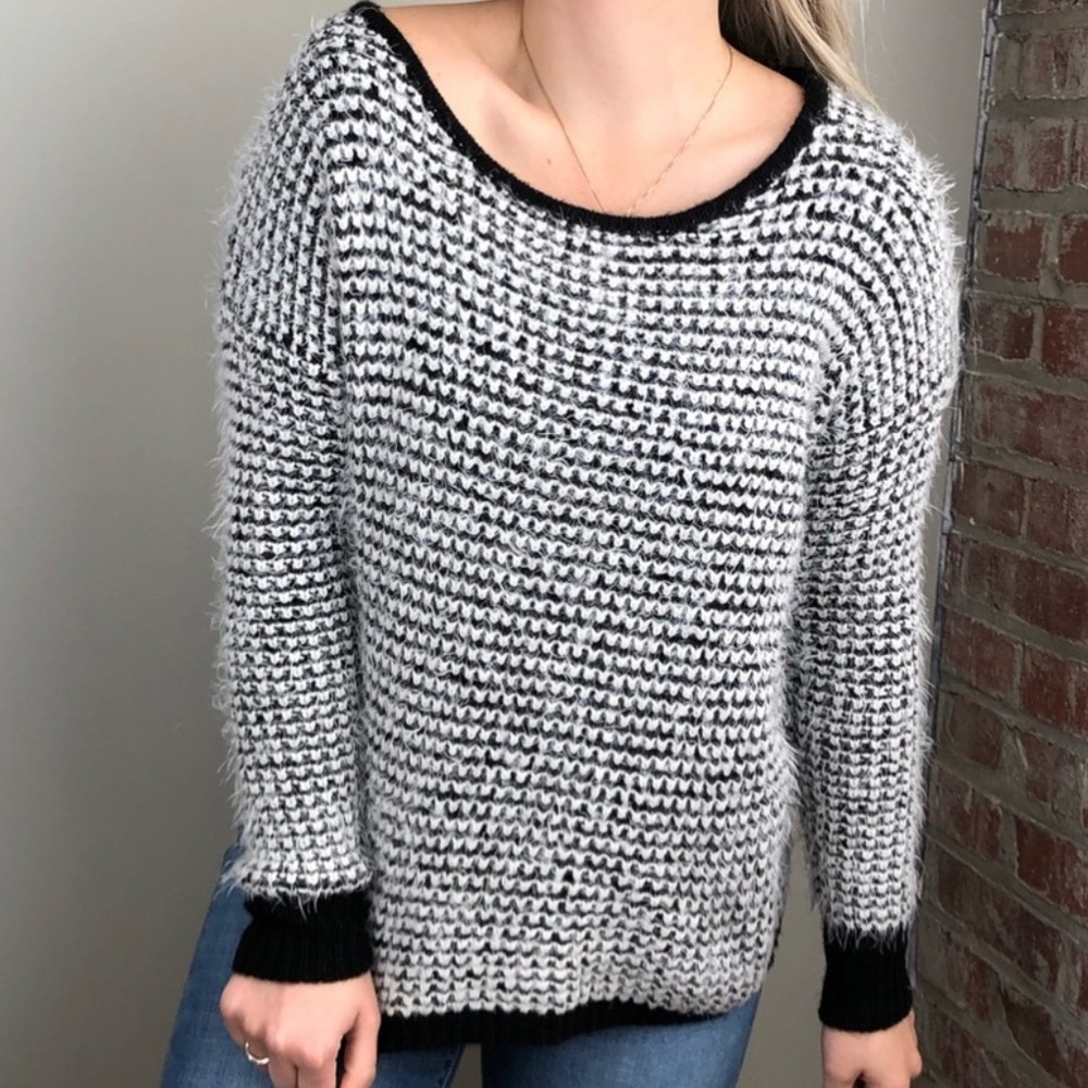 Rewind fuzzy sweater